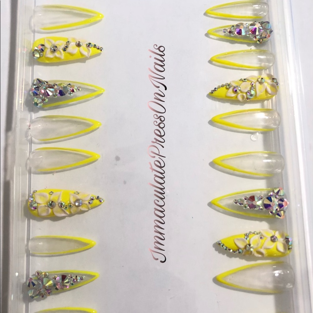 Authentic custom press on nails